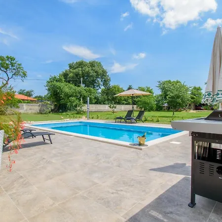 Ondine With 3 Bedrooms In Istrien Villa