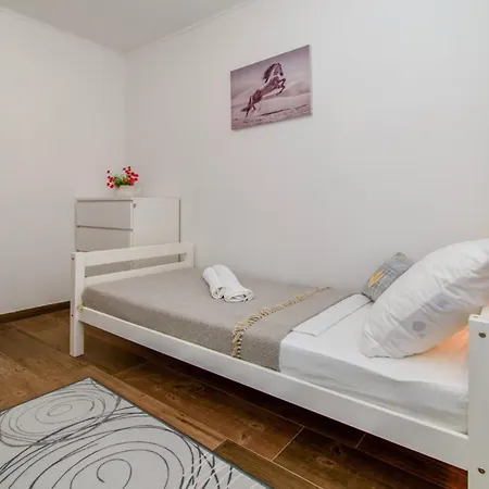Ondine With 3 Bedrooms In Istrien Villa *