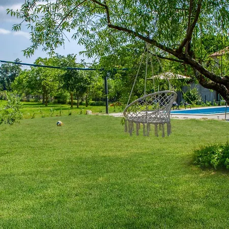 Ondine With 3 Bedrooms In Istrien * Hrboki