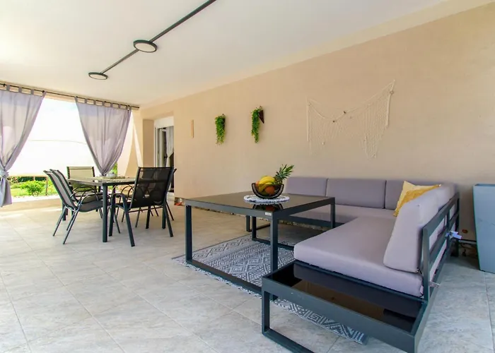 Ondine With 3 Bedrooms In Istrien Villa *