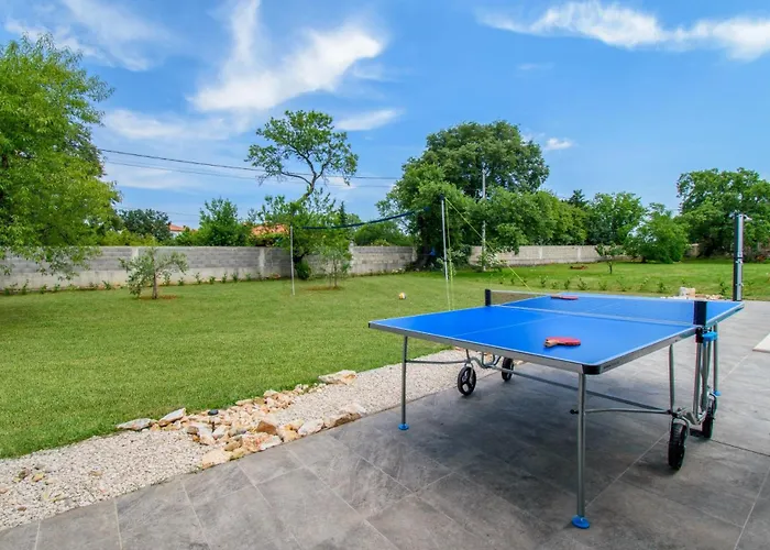 Villa Ondine With 3 Bedrooms In Istrien