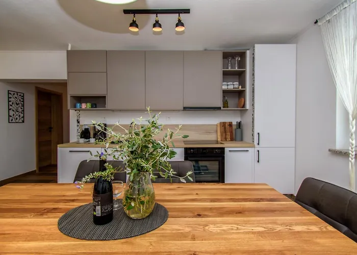 Villa Ondine With 3 Bedrooms In Istrien