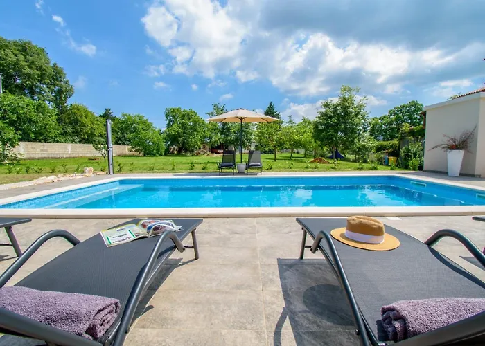 Villa Ondine With 3 Bedrooms In Istrien